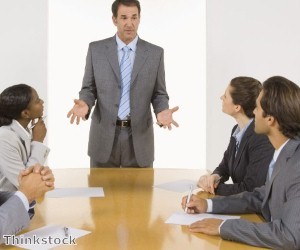 The ITEM Club has called on teh government to encourage business investment