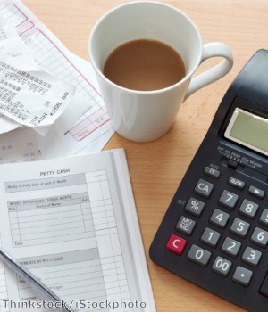 Limited company contractors are required to keep detailed and accurate accounts. Limited company contractors are required to keep detailed and accurate accounts.