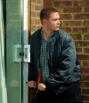 Safeguard your valuables from thieves Safeguard your valuables from thieves