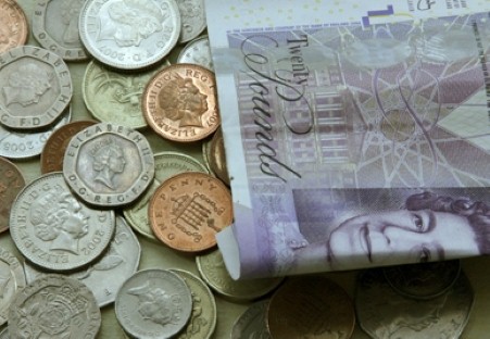 Inflation fell to a four-year low in December 2013